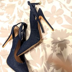 Jean pumps